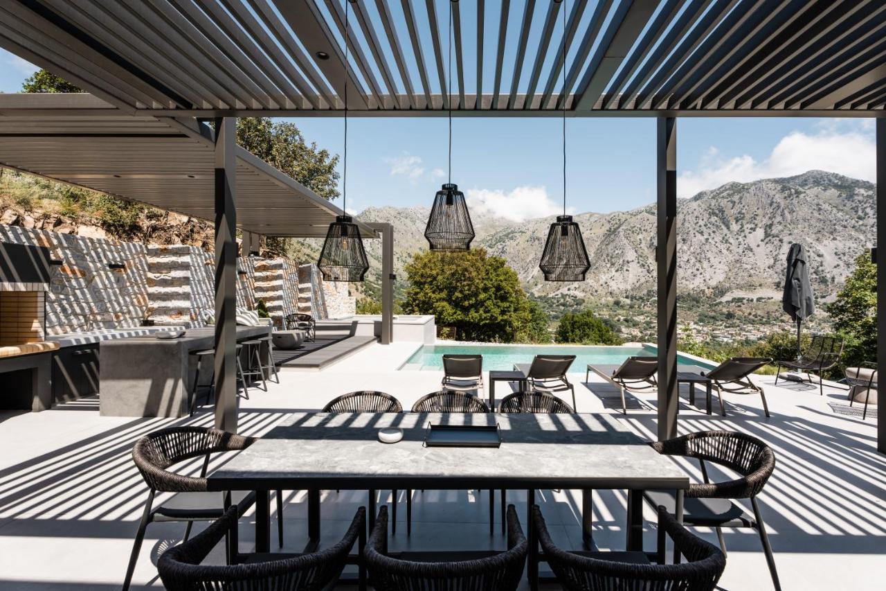 Asi Gonia Eumelia Iconic Villa, With Heated Pool & Whirlpool, By Thinkvilla מראה חיצוני תמונה