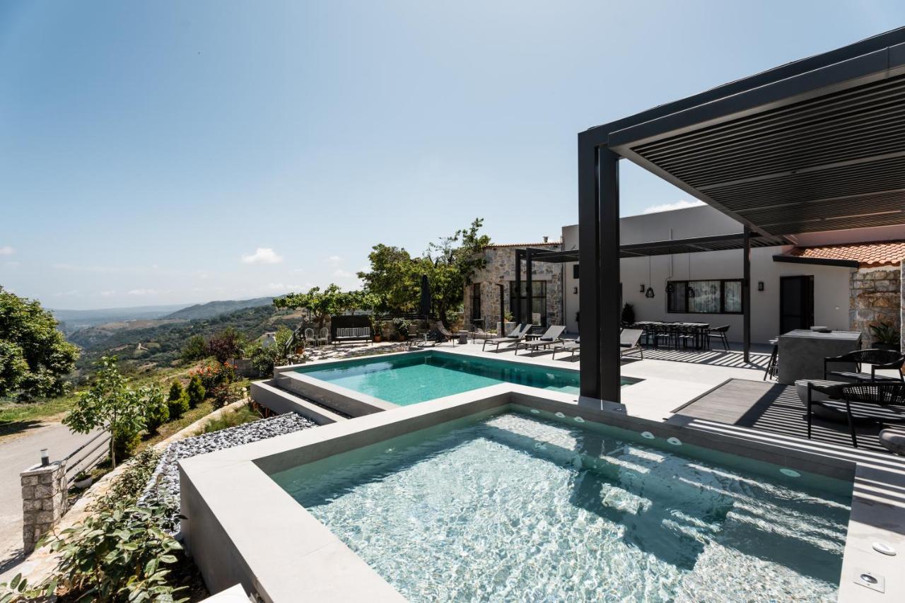 Asi Gonia Eumelia Iconic Villa, With Heated Pool & Whirlpool, By Thinkvilla מראה חיצוני תמונה